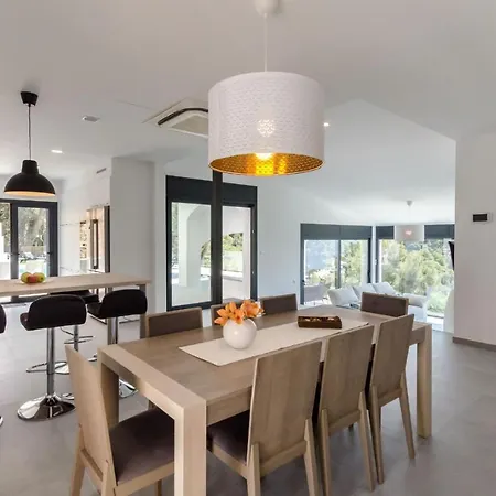 Club Villamar - Arlette Tossa de Mar